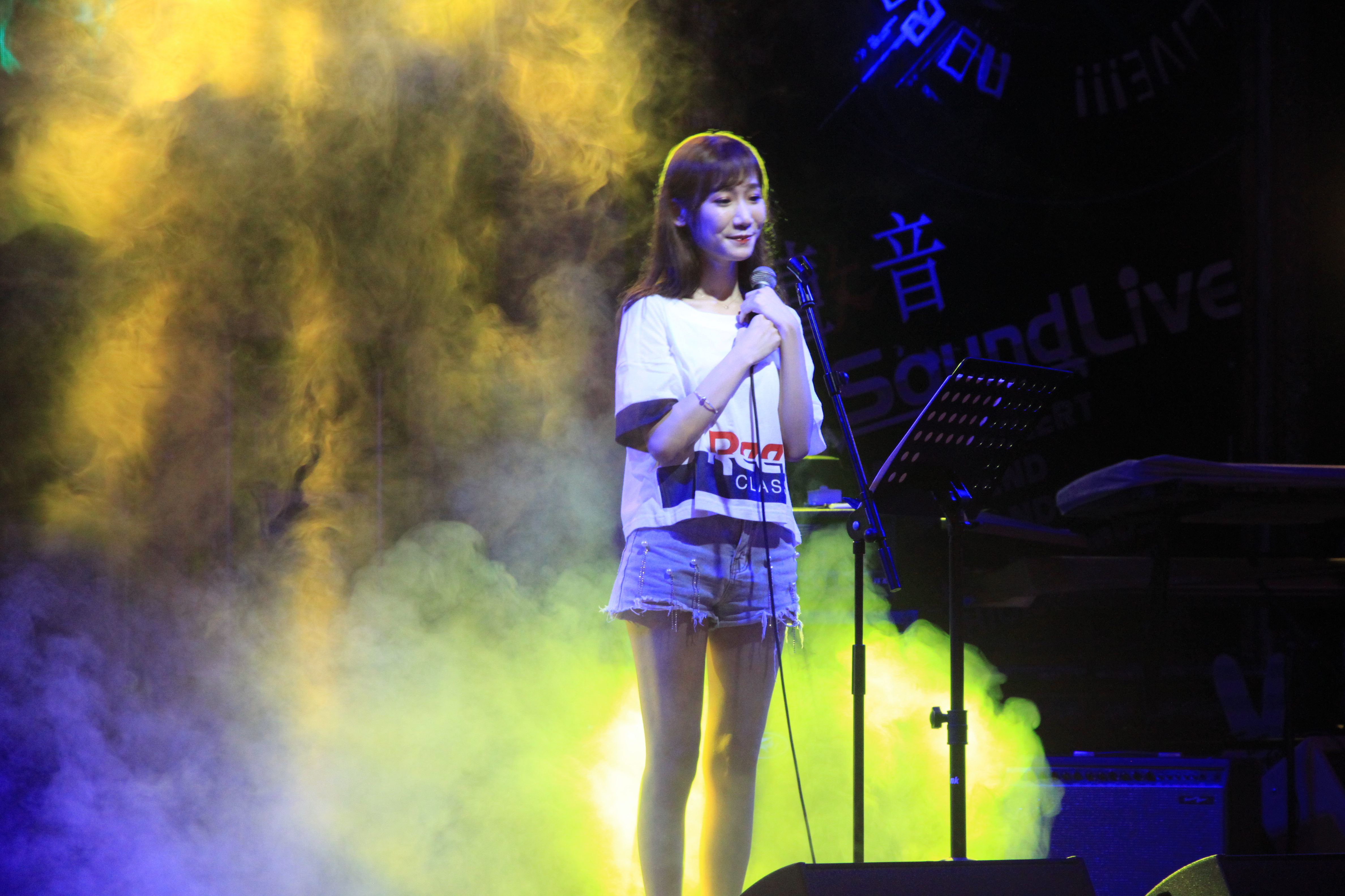 SHR血洗EG，Bin单局斩获MVP强强对话八强赛，让粉丝疯狂欢呼